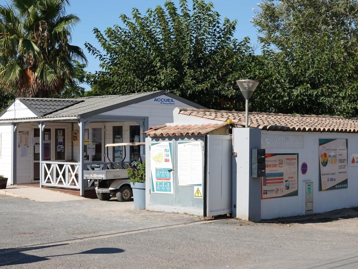 Camping Pleine Mer Hotel Виас Екстериор снимка